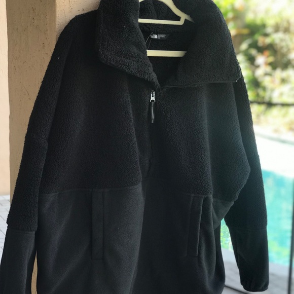 The North Face Jackets & Blazers - NEW The North Face Tundra 200 Oversized Fleece